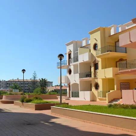 Apartment Complexo Eden Vilage By Garvetur *