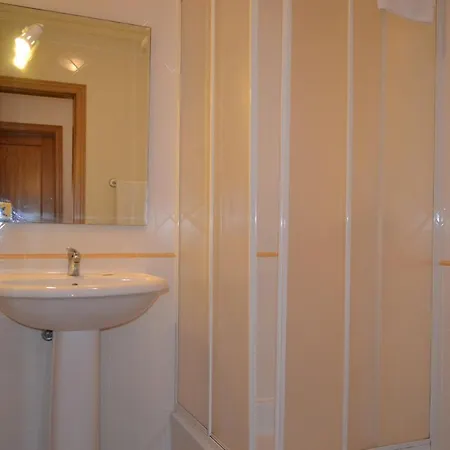 Eden Vilage By Garvetur *