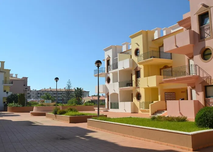 Apartament Eden Vilage By Garvetur *