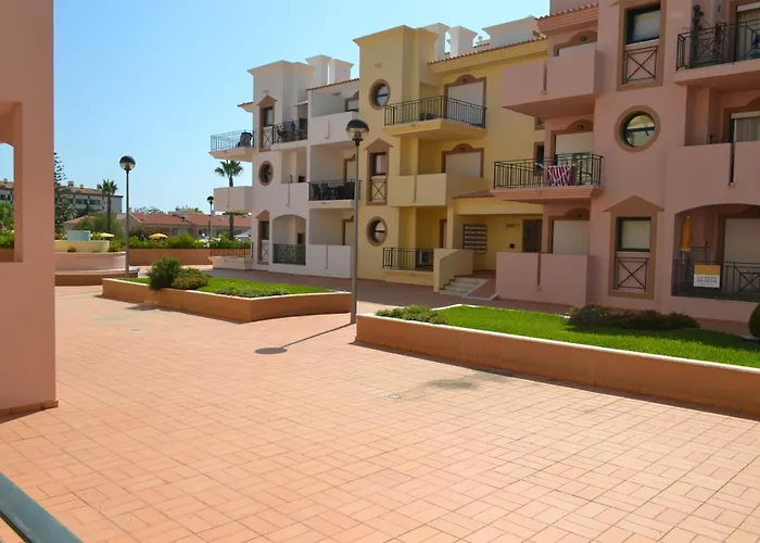 Eden Vilage By Garvetur *